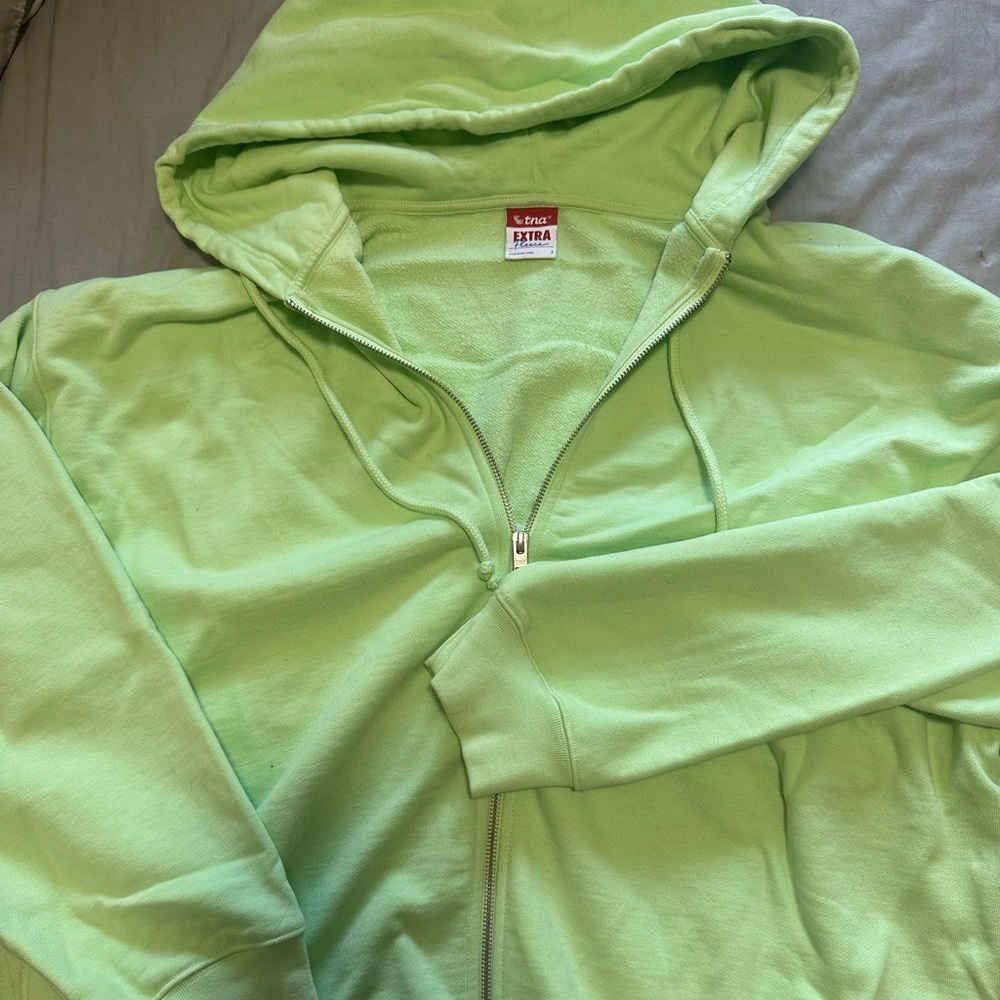 GD FRESH MINT GREEN DISCONTINUED ARITZIA TNA EXTRA FLEECE ZIP UP SIZE 3